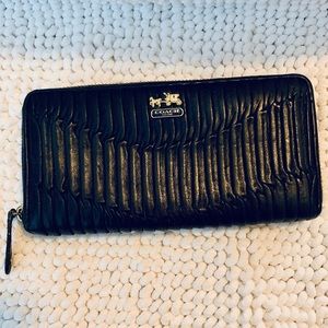 COACH MADISON GATHERED LEATHER ACCORDION ZIP